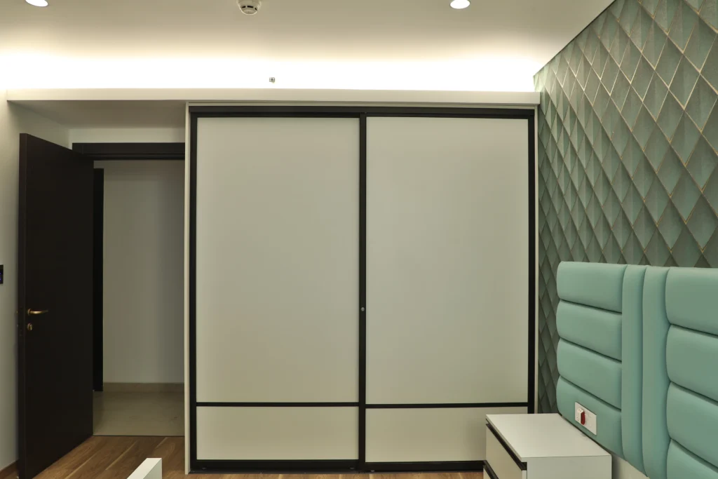 Sliding Door wardrobe 